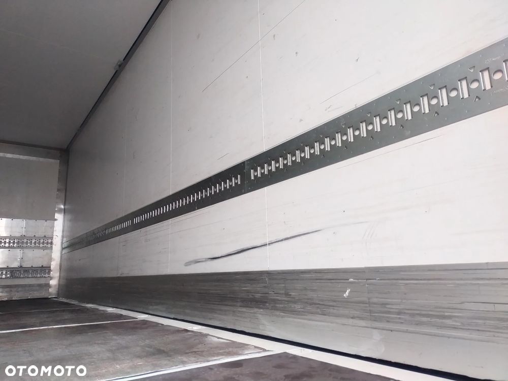 Schmitz Cargobull Izoterma BDF SCHMITZ stan idealny wysokość 258 cm - 4