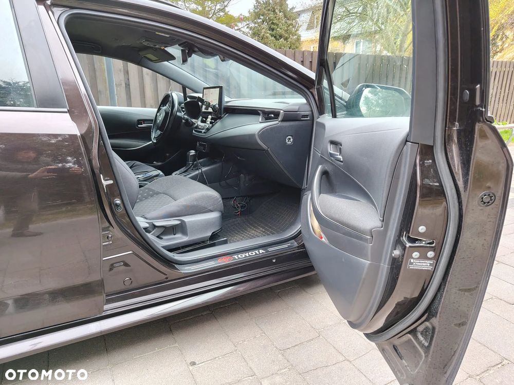 Toyota Corolla 1.8 Hybrid Comfort - 14
