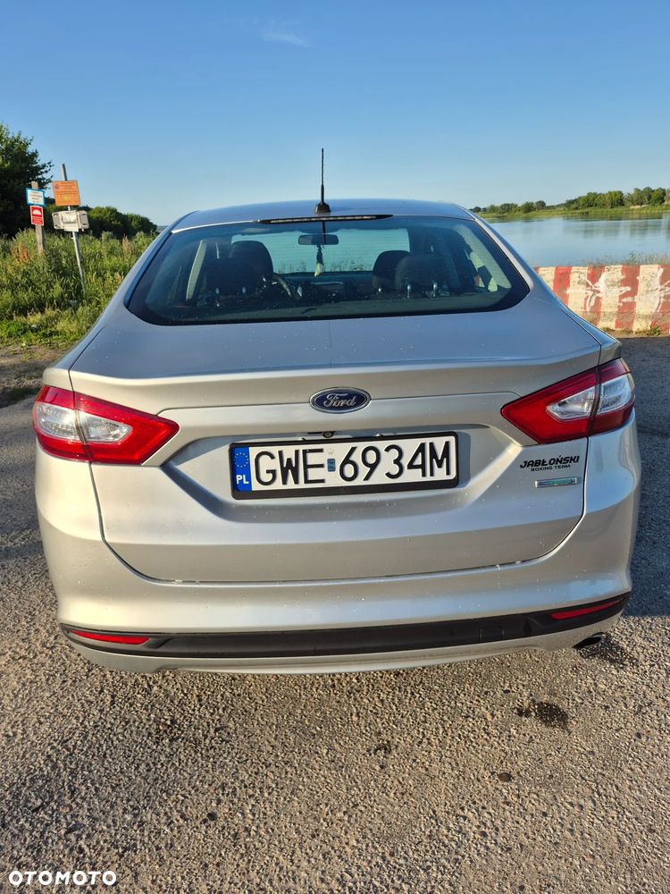 Ford Fusion - 6