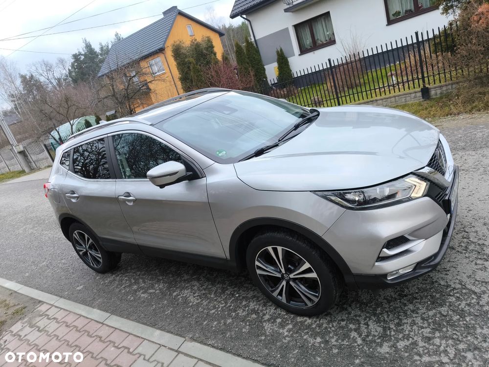 Nissan Qashqai 1.3 DIG-T TEKNA - 28