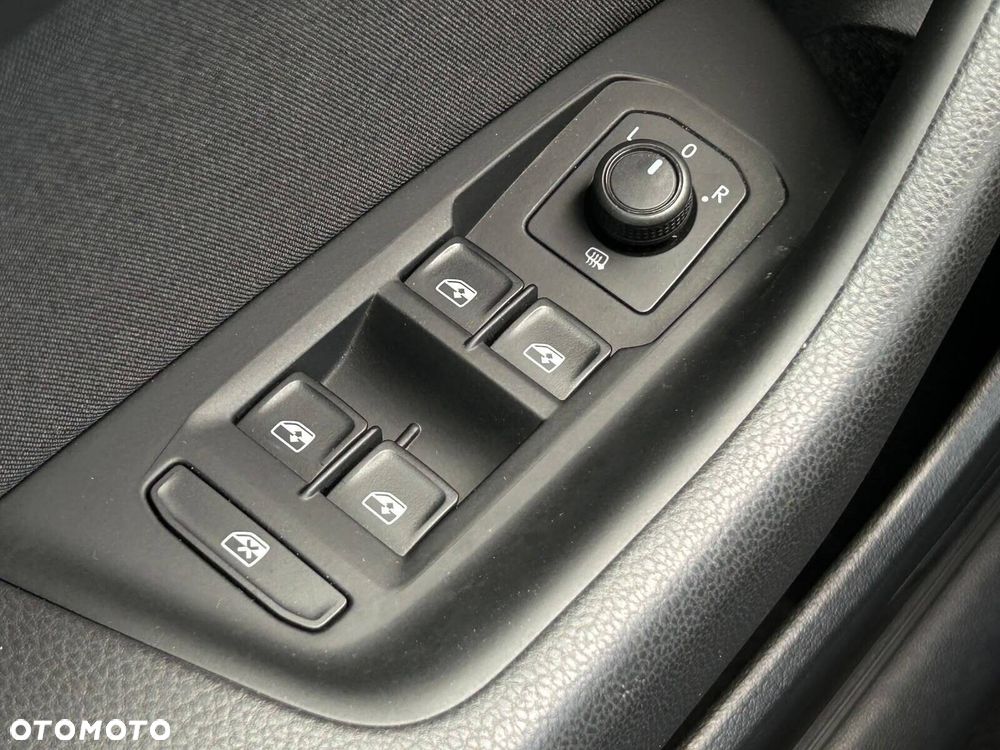 Volkswagen Passat 1.5 TSI EVO Essence DSG - 20