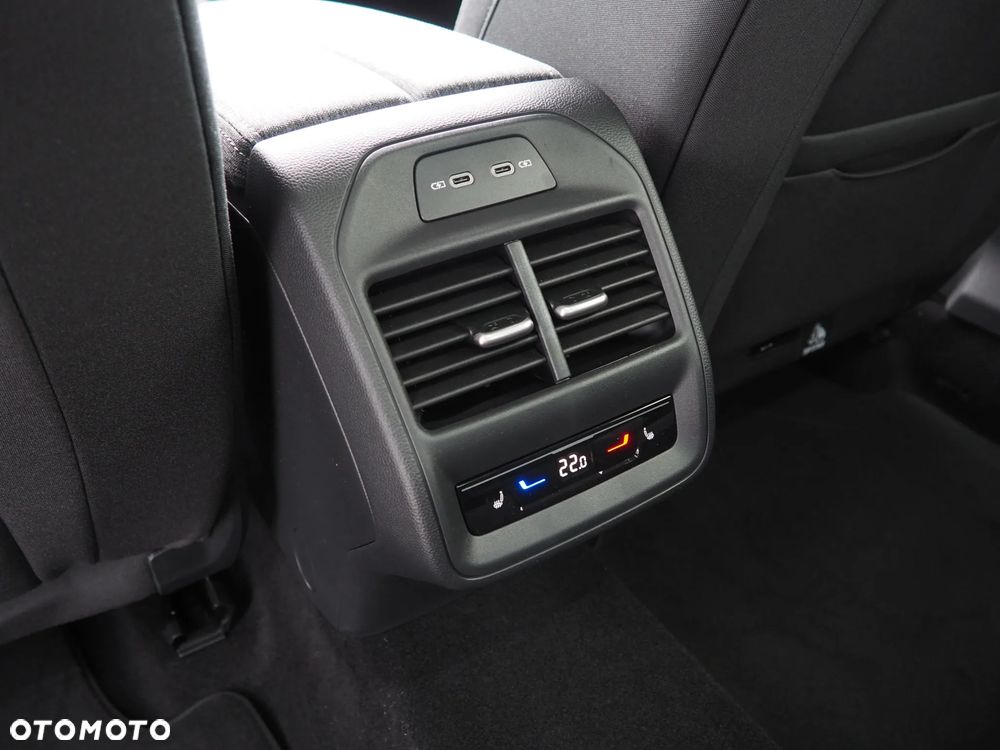 Skoda Superb 1.5 TSI mHEV Drive DSG - 8