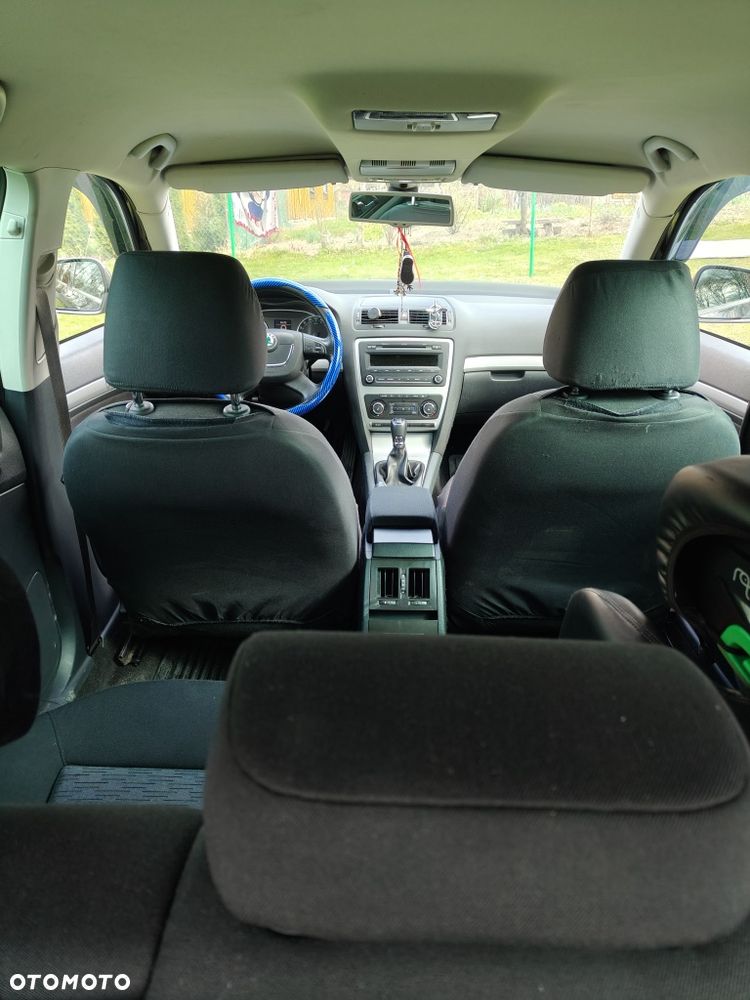 Skoda Octavia 2012 photo 5