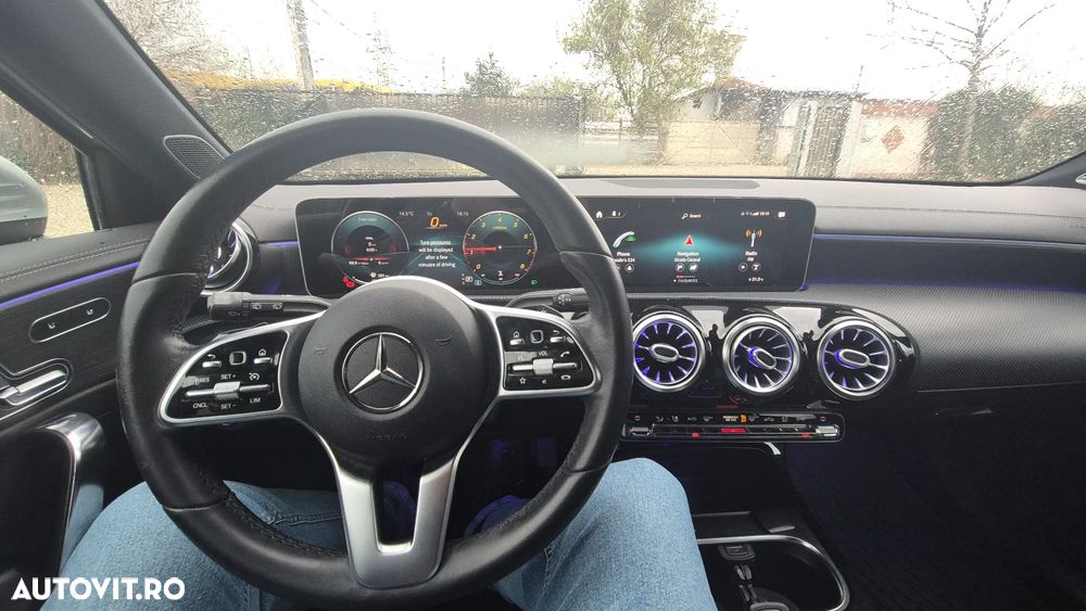 Mercedes-Benz A - 11