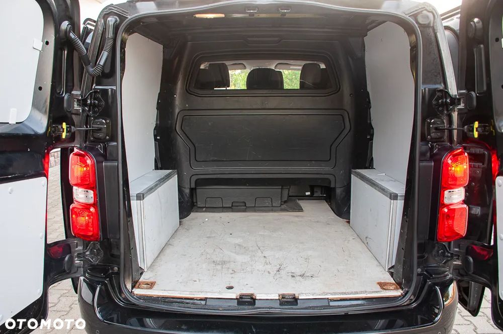 Citroën Jumpy Komfort Plus M EAT6 Business - 27