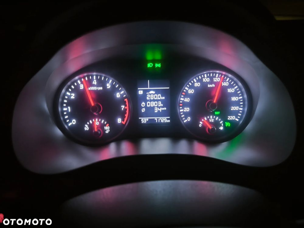 Kia Stonic 1.4 L - 21
