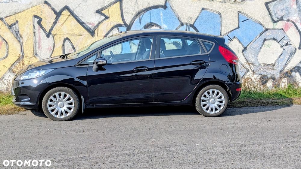 Ford Fiesta - 9