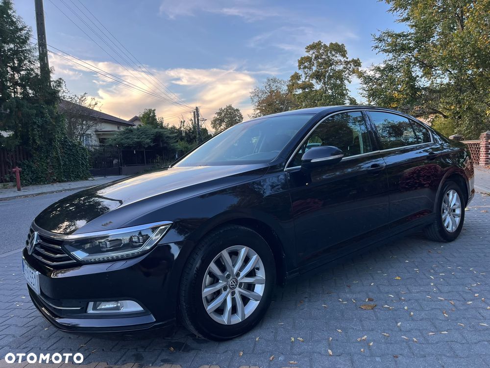 Volkswagen Passat - 17