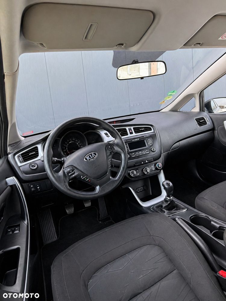 Kia Ceed 1.4 CVVT Spirit - 18