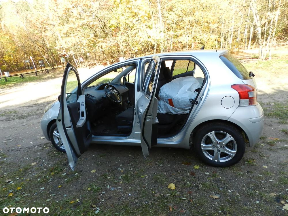 Toyota Yaris - 6