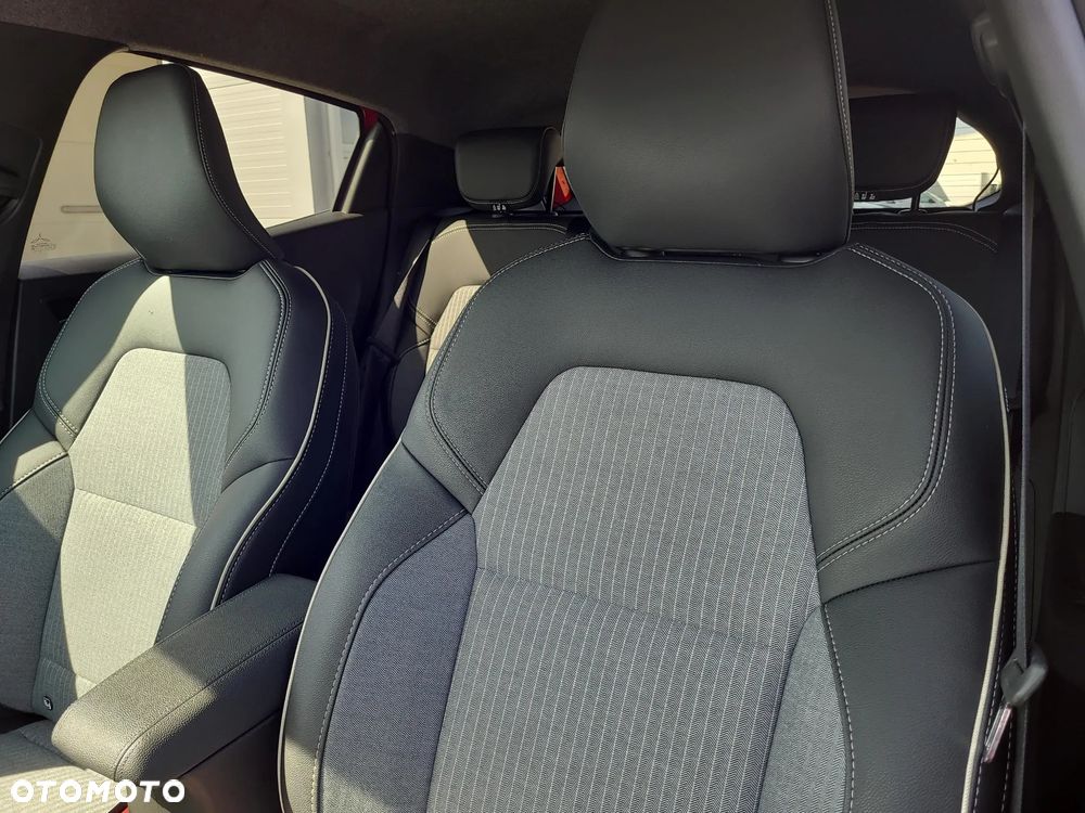 Renault Clio 1.0 TCe Techno - 11