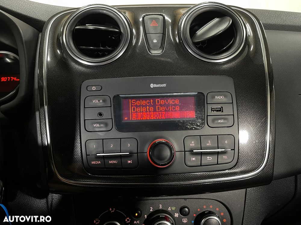 Dacia Logan 0.9 TCe Laureate - 13