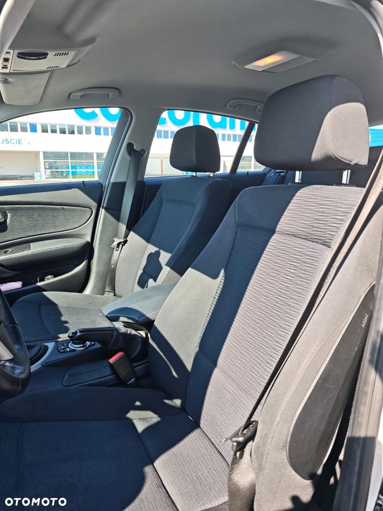BMW Seria 1 118d - 9