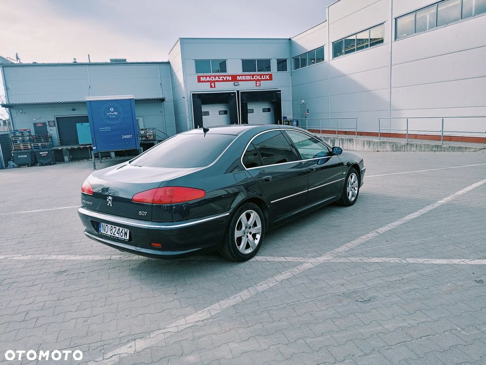 Peugeot 607 - 11