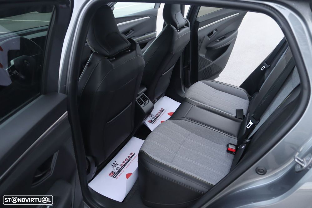 Renault Mégane E-Tech - 26