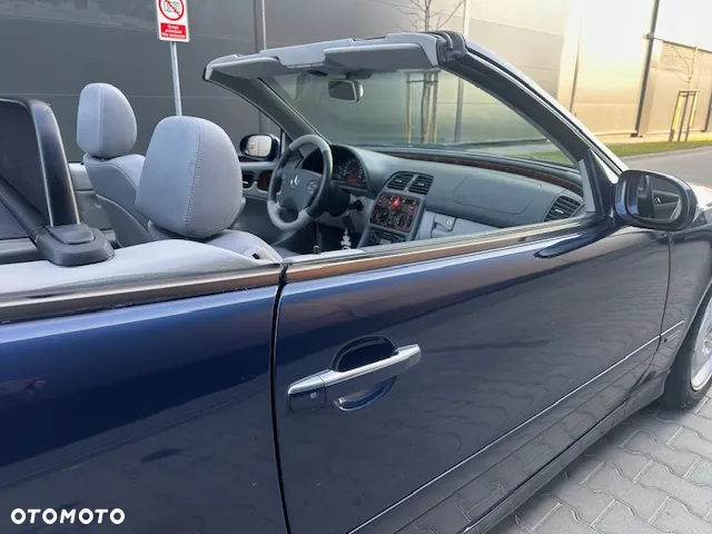 Mercedes-Benz CLK 200 - 17