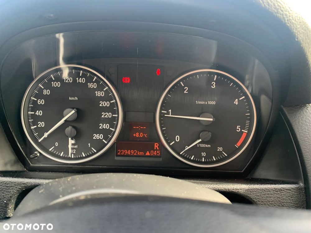 BMW X1 xDrive18d - 6