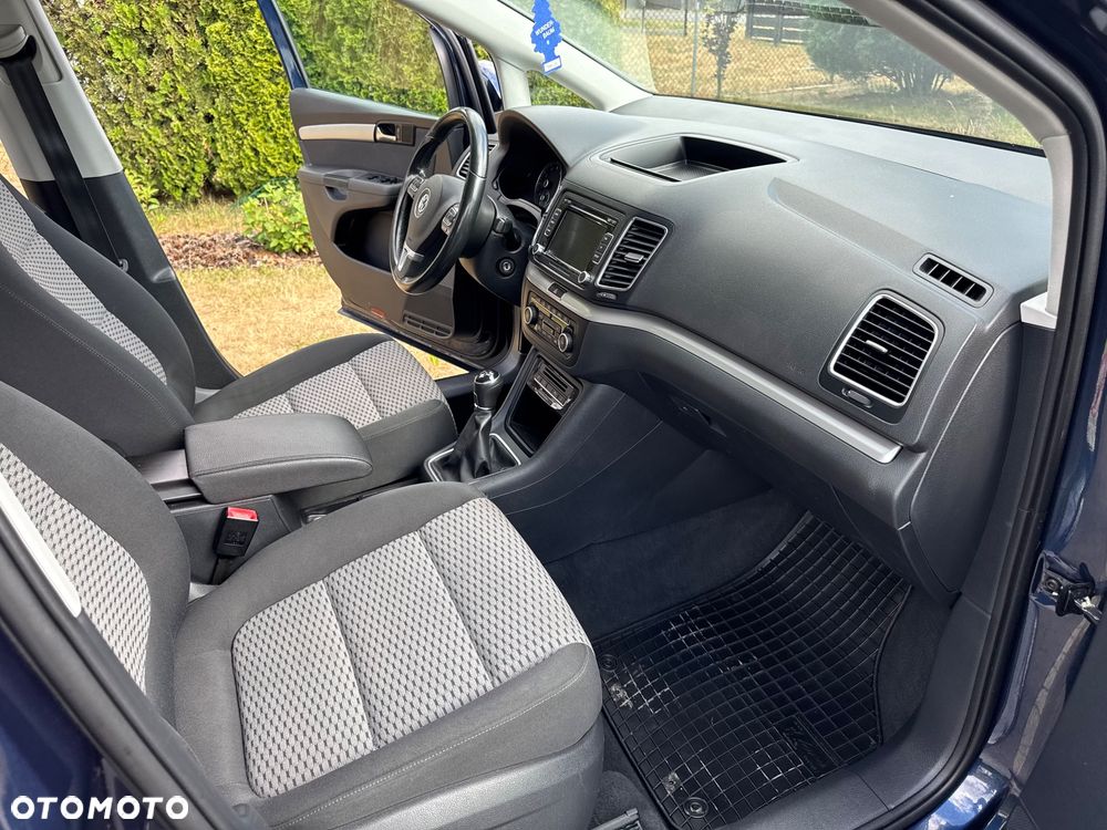 Volkswagen Sharan - 26