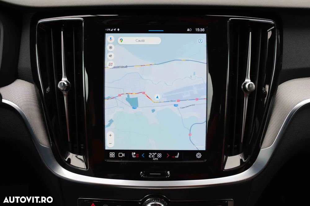 Volvo V60 B4 MHEV AT Ultimate Dark - 26