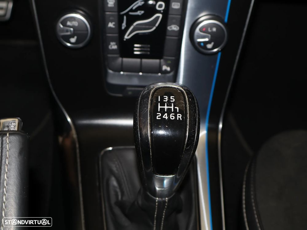 Volvo V40 D2 RDesign - 24