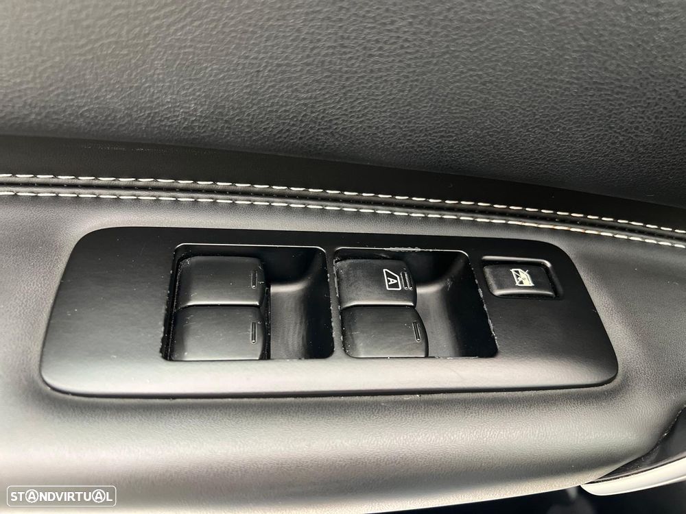 Nissan Qashqai 2.0 CVT tekna - 31