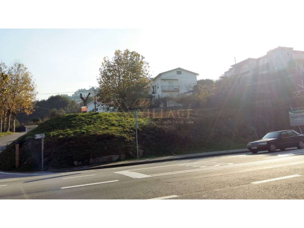 Terreno - Grande imagem: 2/3