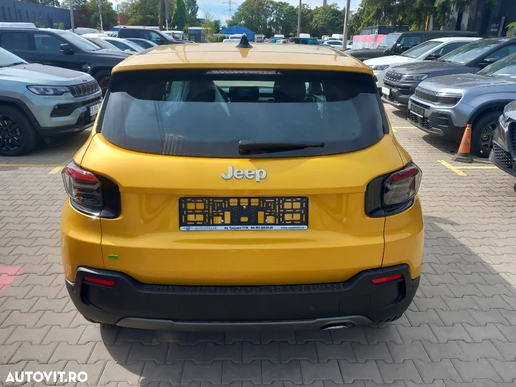 Jeep Avenger 1.2 AT6 Turbo MHEV Longitude - 5