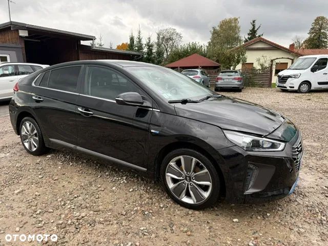 Hyundai IONIQ - 2