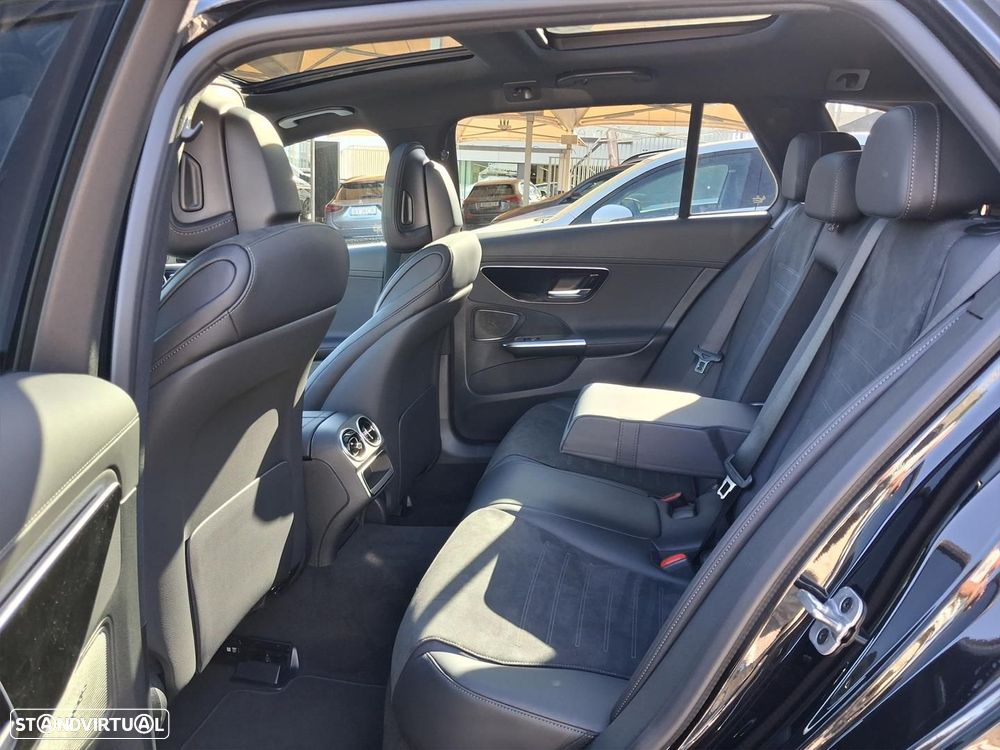 Mercedes-Benz C 300 d AMG Line - 12