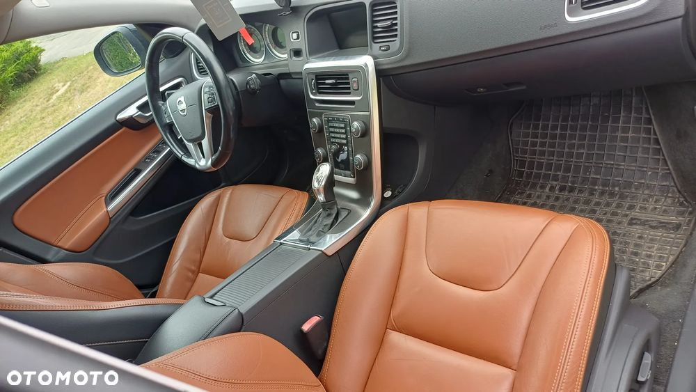 Volvo V60 - 10