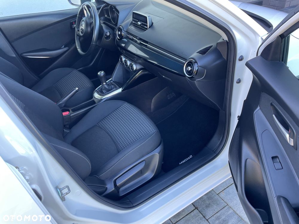 Mazda 2 - 11