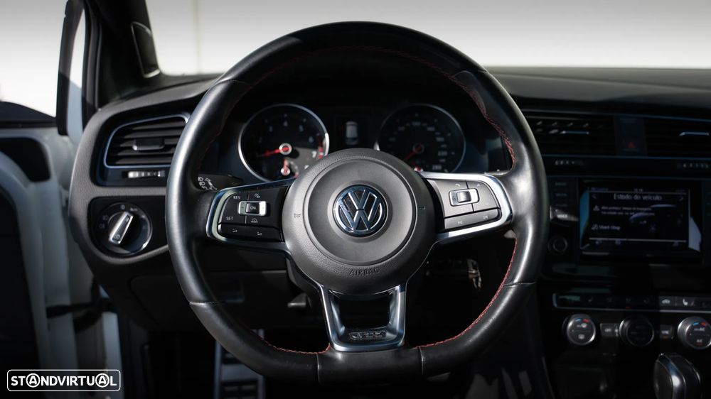 VW Golf 2.0 TSi GTi DSG Performance - 26