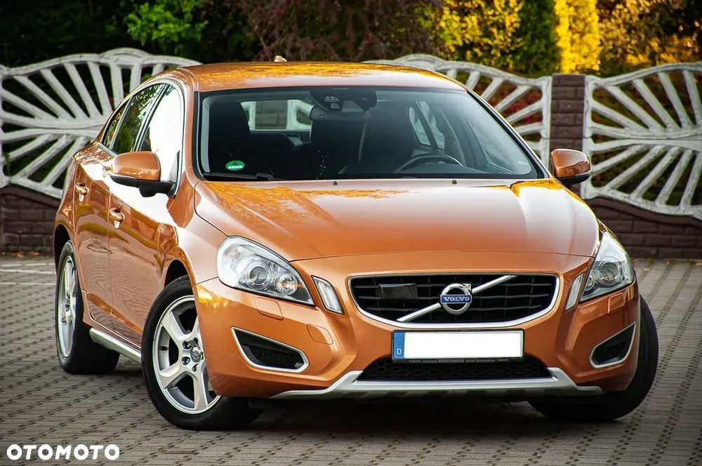 Volvo S60 - 2