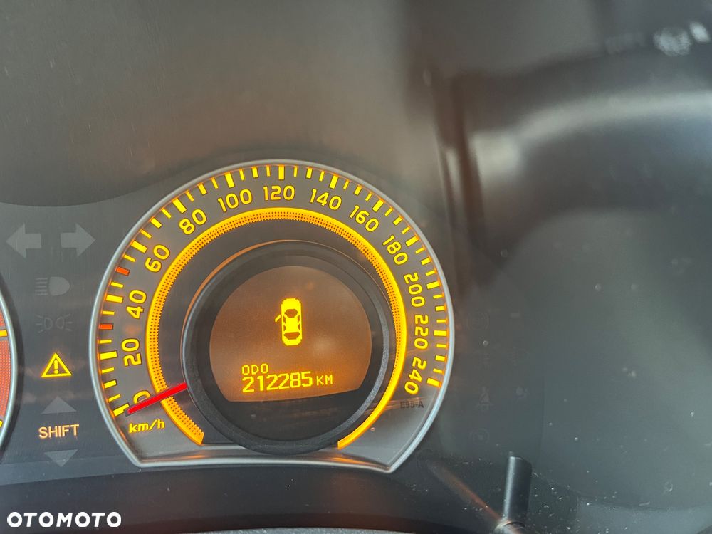 Toyota Auris 1.6 VVT-i Luna - 6