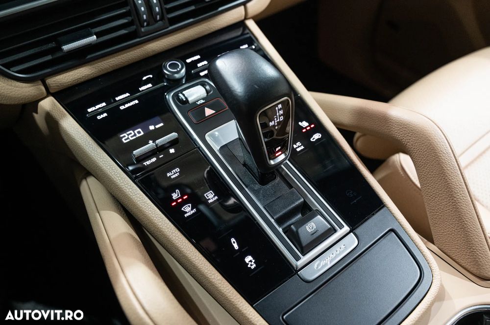 Porsche Cayenne Coupe Tiptronic S - 15