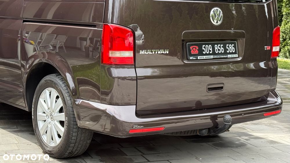 Volkswagen Multivan - 13