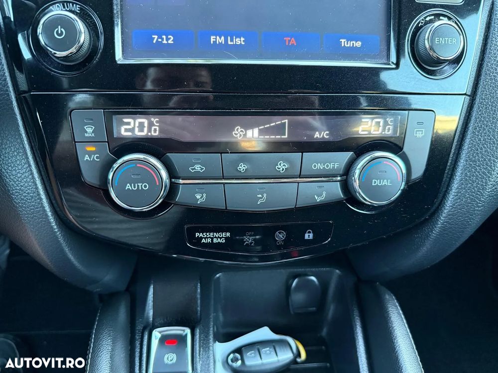 Nissan Qashqai 1.5 DCI TEKNA - 25