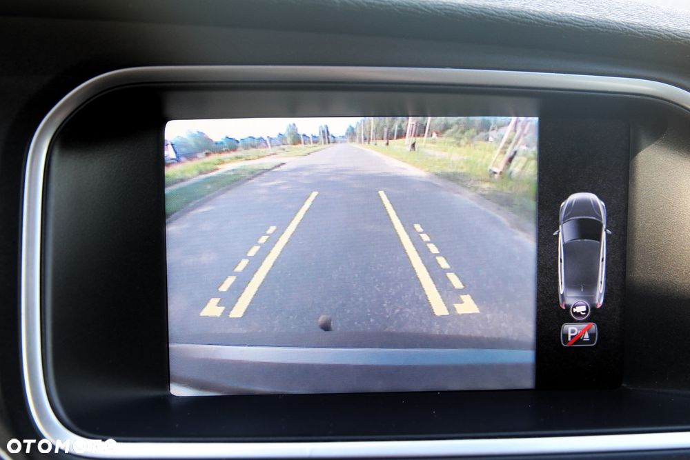 Volvo V40 D3 Summum - 27