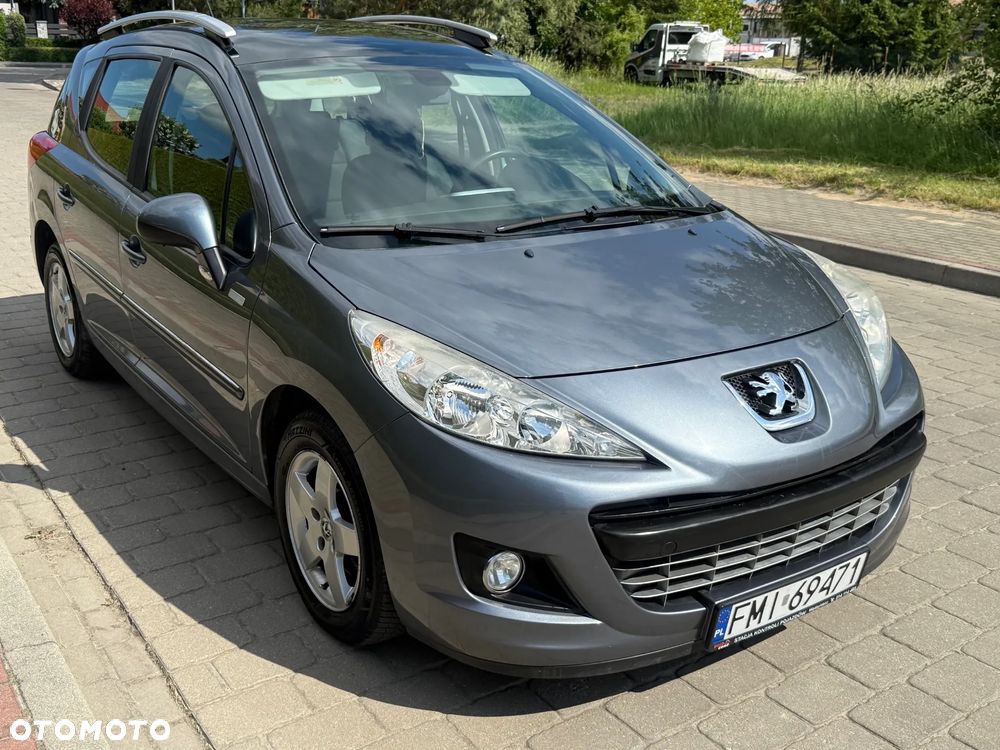 Peugeot 207 90 HDi FAP (Blue Lion) Filou - 3