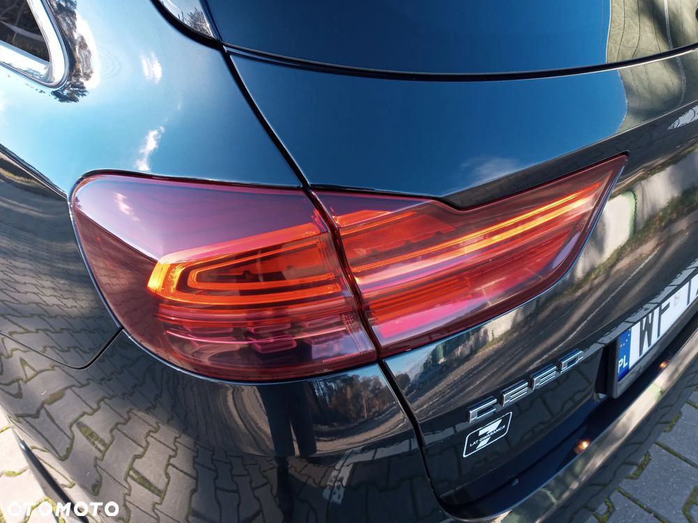 Kia Ceed 1.6 CRDi SCR L Business Line Plus DCT - 13