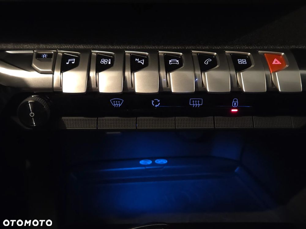Peugeot 3008 - 30