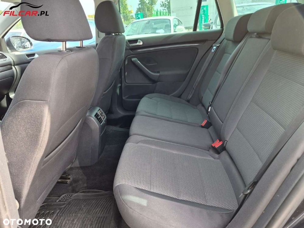 Volkswagen Golf - 13