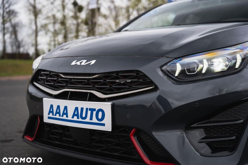 Kia ProCeed - 8