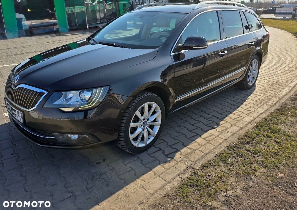 Skoda Superb 3.6 FSI 4x4 Platinum DSG - 2