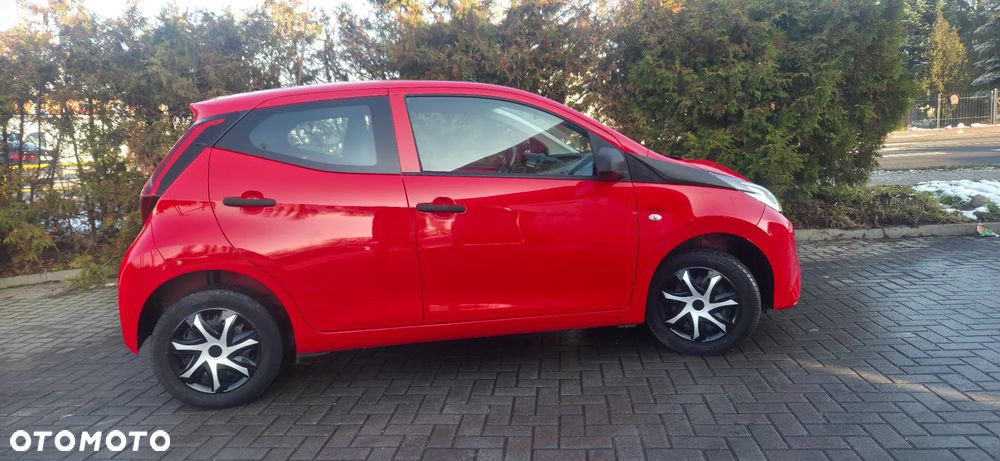Toyota Aygo x-trend - 15