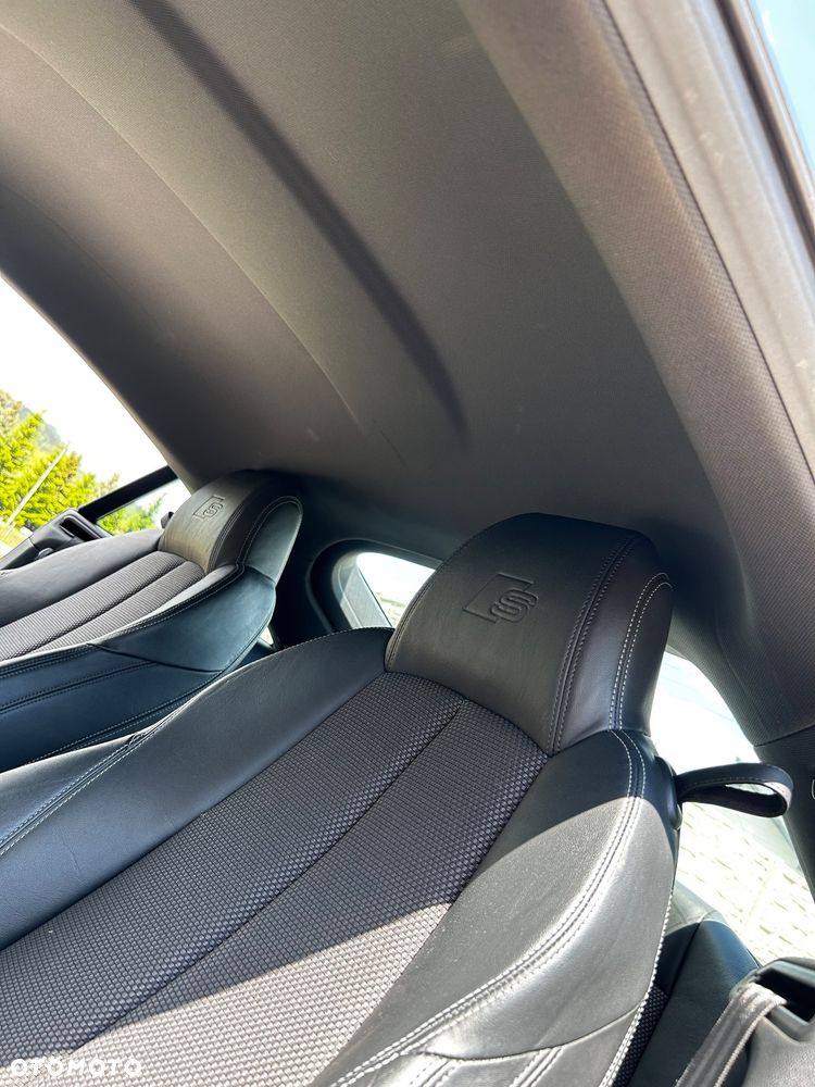 Audi TT Coupé 2.0 TDI ultra - 13