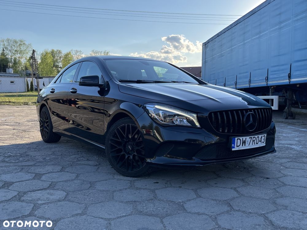 Mercedes-Benz CLA 180 - 2