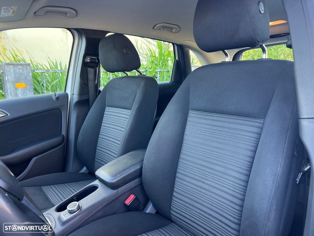 Mercedes-Benz B 180 CDI Urban - 13