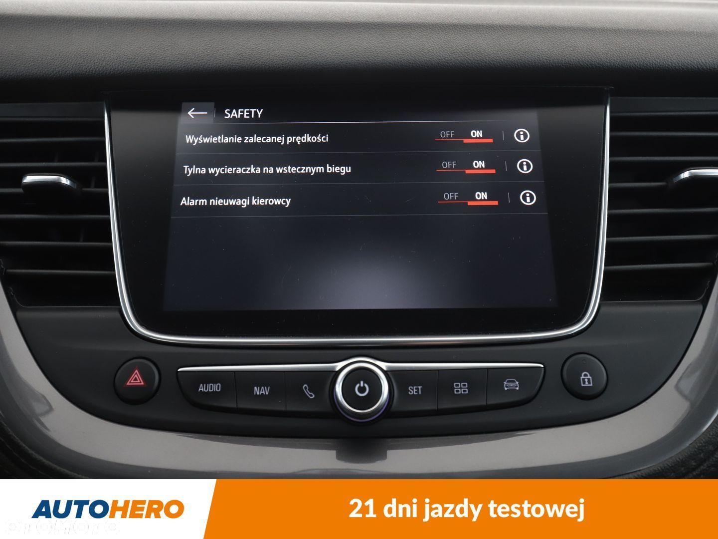 Opel Grandland X 1.2 T GPF Design Line S&S - 23