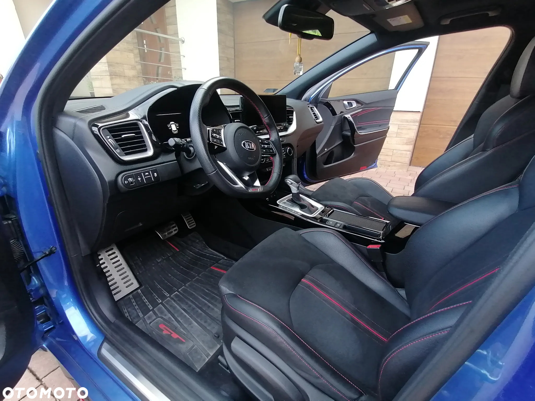 Kia ProCeed 1.6 T-GDI GT DCT - 10
